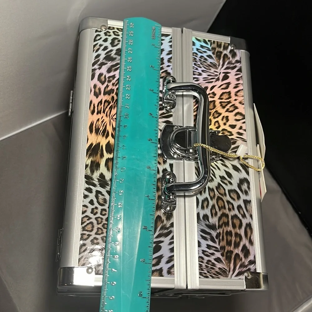 Imoshion Brand leopard animal print Medium Train Case